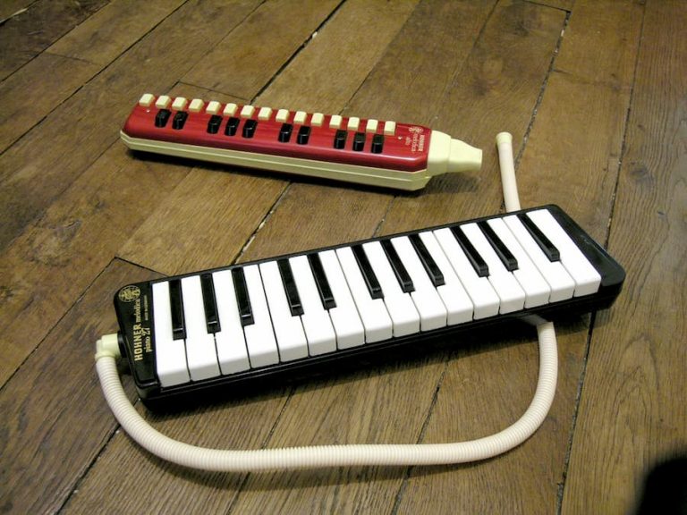 Piano flute